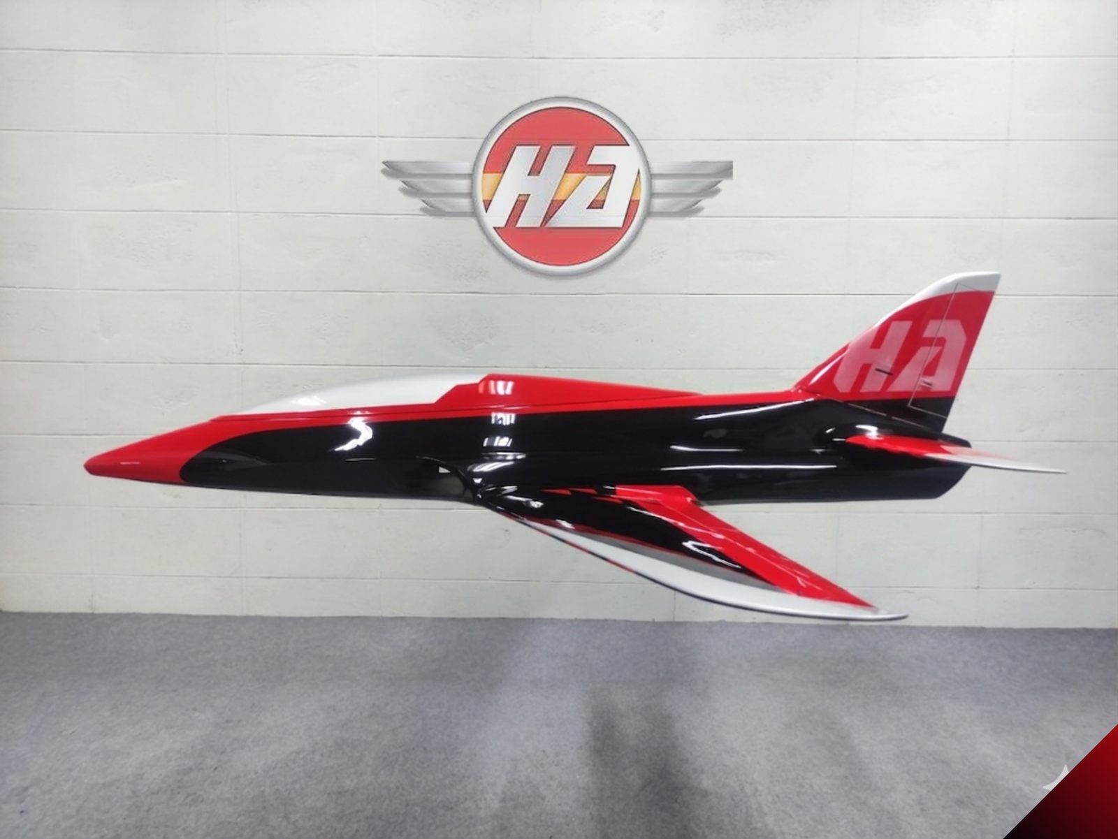 Mini ULTIMATUM 1.5m RED/BLACK Sport Scheme by HA