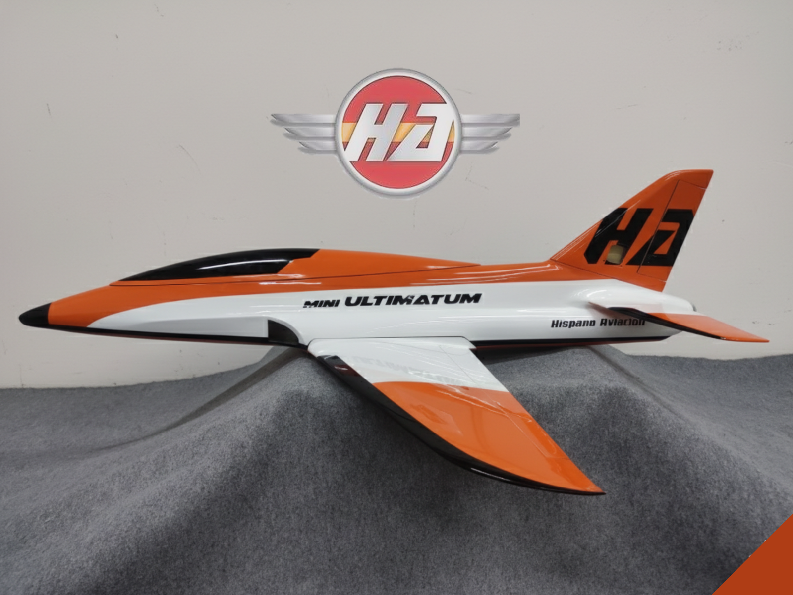 Mini ULTIMATUM 1.5m ORANGE Sport Scheme by HA