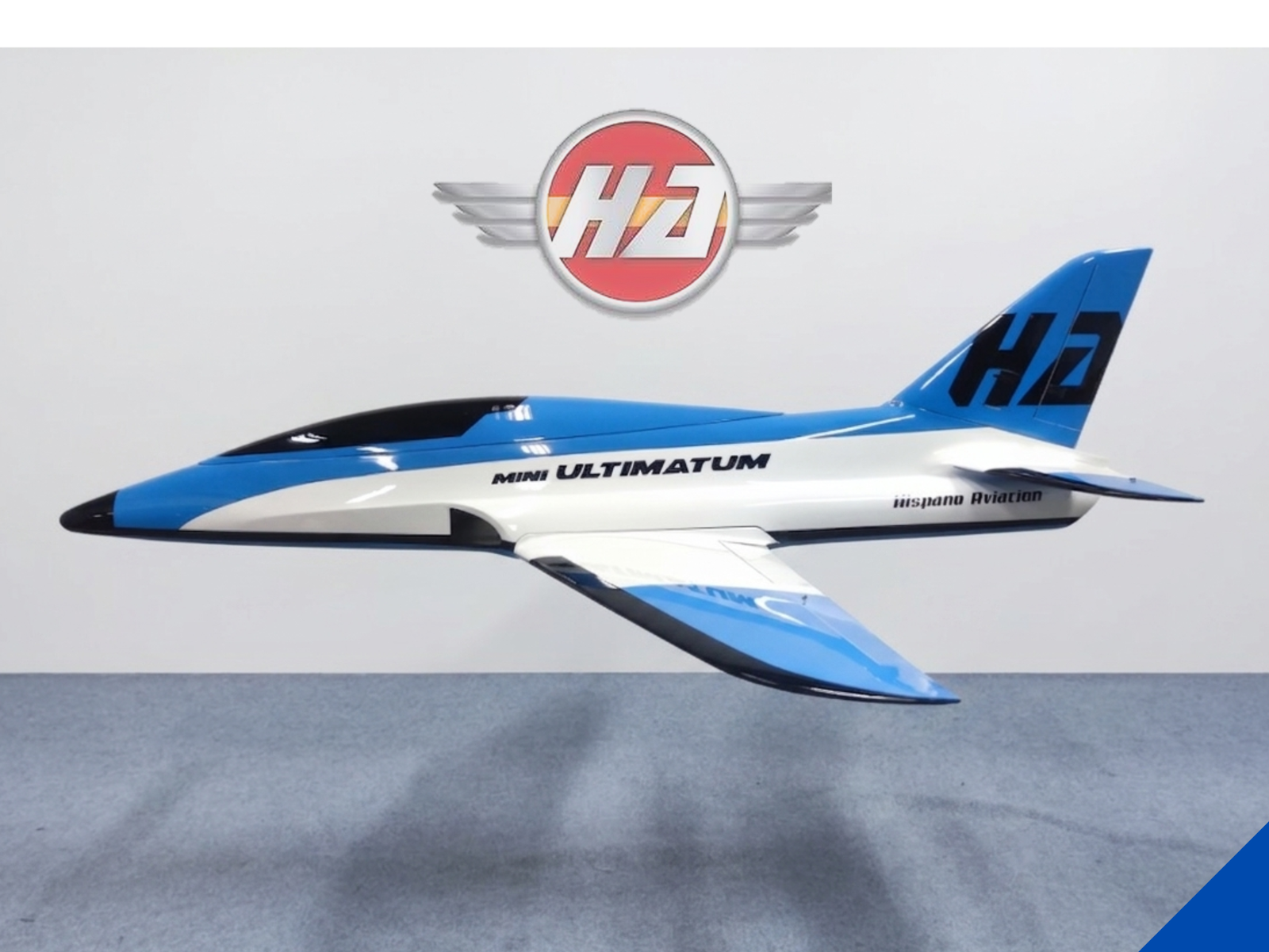 Mini ULTIMATUM 1.5m BLUE Sport Scheme by HA