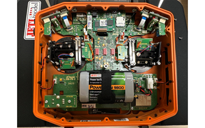 Jeti Duplex DS-24G2 2.4GHz/900MHz NG Carbon Line AEROPANDA SPECIAL EDITION - ORANGE CERAKOTE w/REX 12 ASSIST and Aluminum case